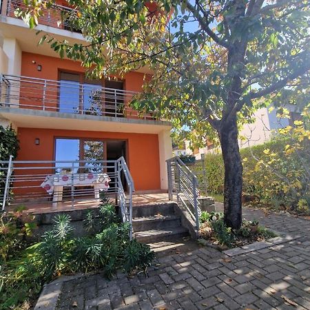 Villa Altiparmak Resen Eksteriør billede